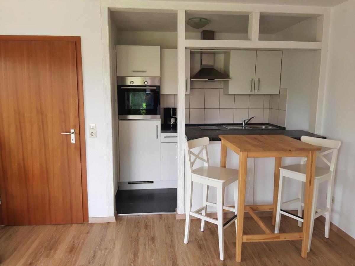 Moderne Wohnung Im Grunen Mit Schoner Terasse Tettnang Zewnętrze zdjęcie