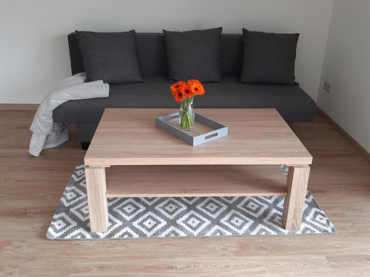 Moderne Wohnung Im Grunen Mit Schoner Terasse Tettnang Zewnętrze zdjęcie