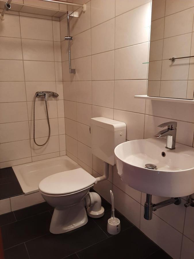 Moderne Wohnung Im Grunen Mit Schoner Terasse Tettnang Zewnętrze zdjęcie